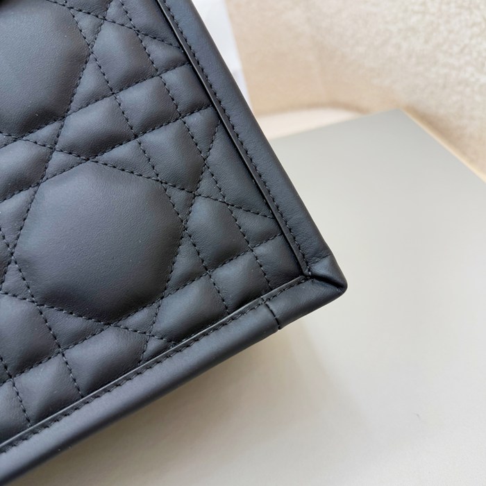 DIOR 8004 カーフレザー、レザー グレンチェック、レター ブラック、ゴールド、ベージュ ショルダーバッグ、ハンドバッグ、ハンドバッグ 小 クラシック サイズ:26.5x21x14cm