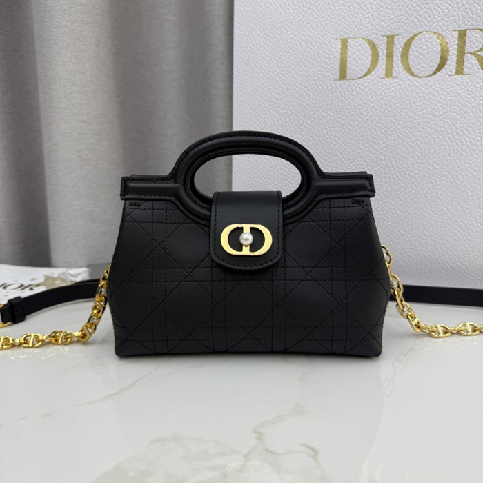 DIOR ラムレザー、レザー、チェーン グレンチェック、レター、ビーズ ブラック、ホワイト、ゴールド 斜め掛けバッグ、ショルダーバッグ、ハンドバッグ ミニ 新作 サイズ:18.5x13x8.5cm