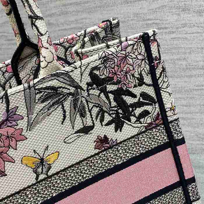 DIOR 刺繍、レター、パッチワーク パープル トートバッグ 中 新作 36.0x28.0x18.0cm サイズ:36x28x18cm