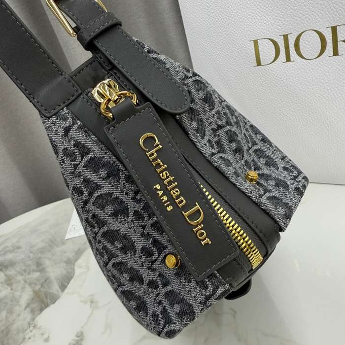 DIOR 2416 カーフレザー レター グレー、ゴールド、ベージュ 斜め掛けバッグ、ショルダーバッグ、ハンドバッグ 小 ヴィンテージ 25.5x14.5x14.0cm サイズ:25.5x14.5x14cm