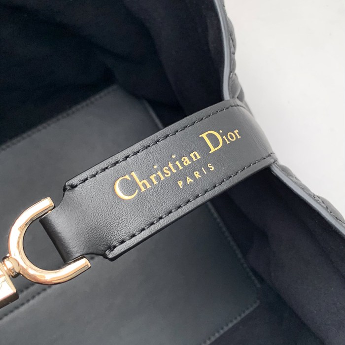 DIOR 2821 カーフレザー、レザー グレンチェック、刺繍、レター ブラック、ベージュ ショルダーバッグ、ハンドバッグ、ハンドバッグ 中 新作 サイズ:28.5x21.5x17cm