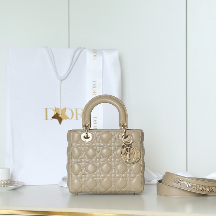DIOR ラムレザー、レザー グレンチェック、レター ゴールド、カーキ 斜め掛けバッグ、ショルダーバッグ、ハンドバッグ クラシック サイズ:20x16.5cm