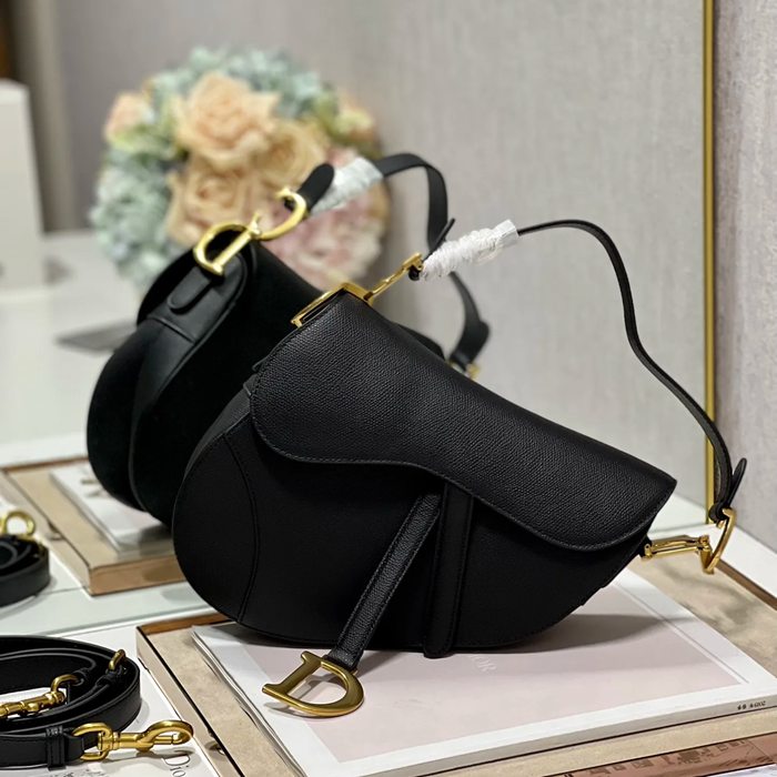 DIOR 93271 刺繍 ブラック 斜め掛けバッグ、ショルダーバッグ、サドルバッグ 大 小 25.5x20.0x6.5cm サイズ:25.5x20x6.5cm