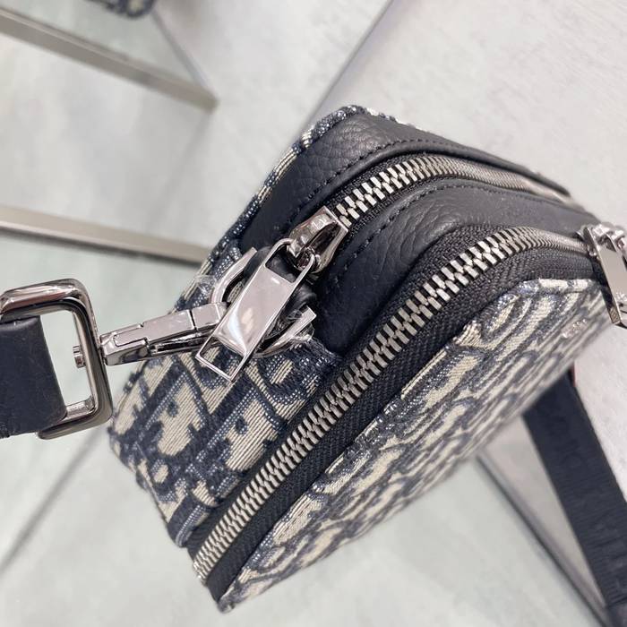 DIOR モノグラム、フラワー ブラック、イエロー、ゴールド 斜め掛けバッグ、ショルダーバッグ 17.0x12.5x5.0cm サイズ:17x12.5cm