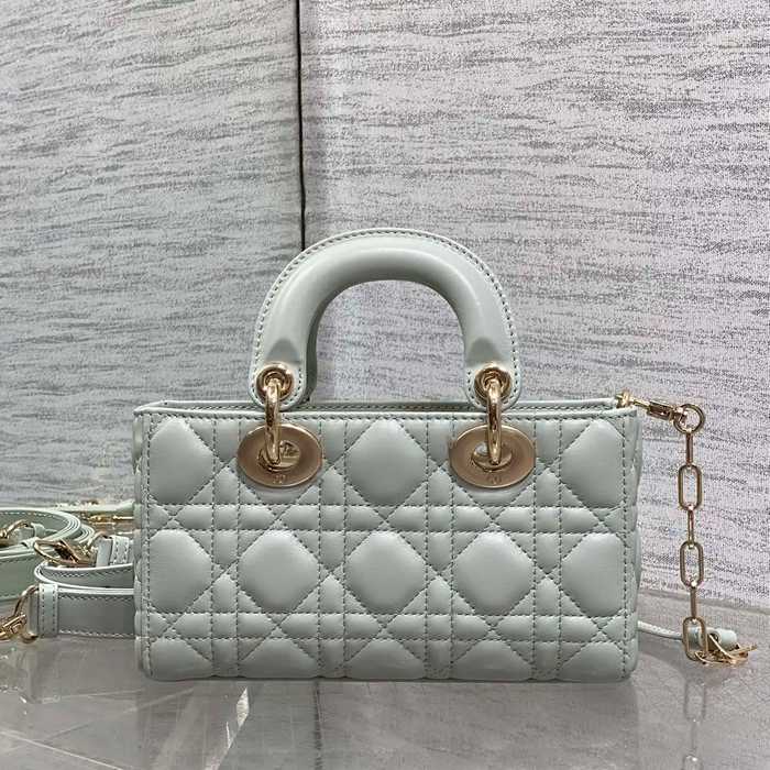 DIOR ラムレザー リボン グリーン 斜め掛けバッグ、ショルダーバッグ、レディーディオール 小 ミニ 19.0x10.5x5.5cm サイズ:19x10.5x5.5cm