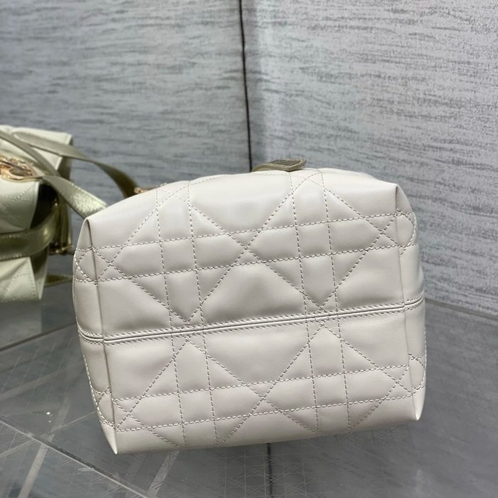 DIOR ホワイト、ゴールド、シルバー 斜め掛けバッグ、ハンドバッグ 小 限定版 18.0x16.0x12.0cm サイズ:18x16x12cm