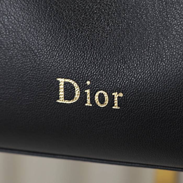 DIOR 0715 ラムレザー、レザー、チェーン レター、リボン ブラック 斜め掛けバッグ、ハンドバッグ、チェーンバッグ 小 新作 サイズ:26x16x10cm