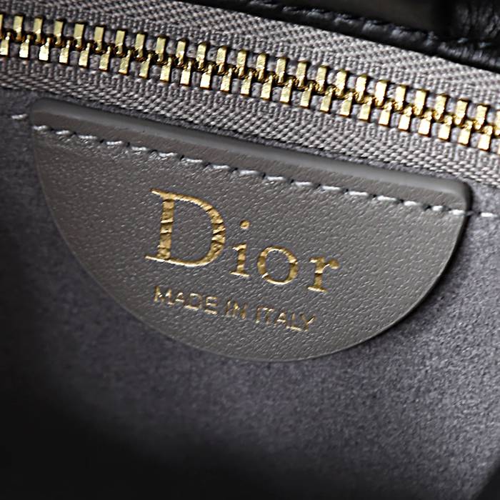 DIOR 0715 ラムレザー、レザー、チェーン レター、リボン ブラック 斜め掛けバッグ、ハンドバッグ、チェーンバッグ 小 新作 サイズ:26x16x10cm