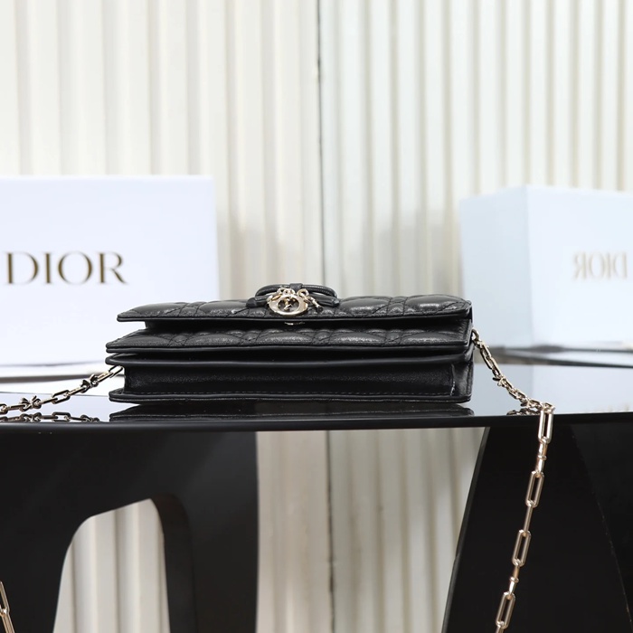 DIOR 0984 ラムレザー、チェーン レター、リボン ブラック 斜め掛けバッグ、ハンドバッグ、チェーンバッグ クラシック 21.0x11.5x4.5cm サイズ:21x11.5x4.5cm