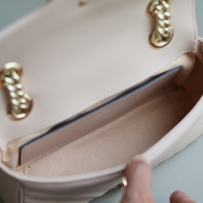 GUCCI 446744 レザー ピンク、ベージュ、ゴールド 斜め掛けバッグ、ショルダーバッグ、ハンドバッグ、財布、ハンドバッグ GG、マルモント、新作 22cm サイズ:23x14x6cm