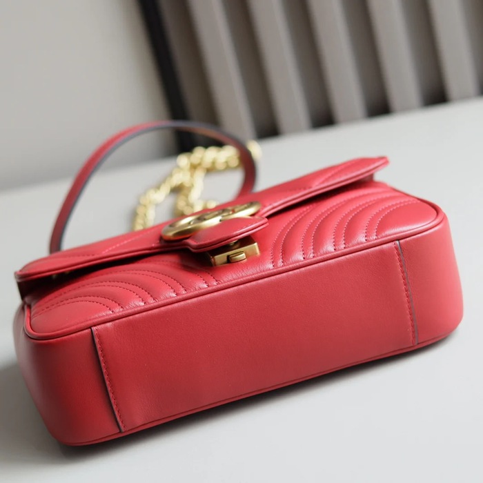 GUCCI 446744 カーフレザー レッド チェーンバッグ GG、マルモント 23x14cm サイズ:23x14cm