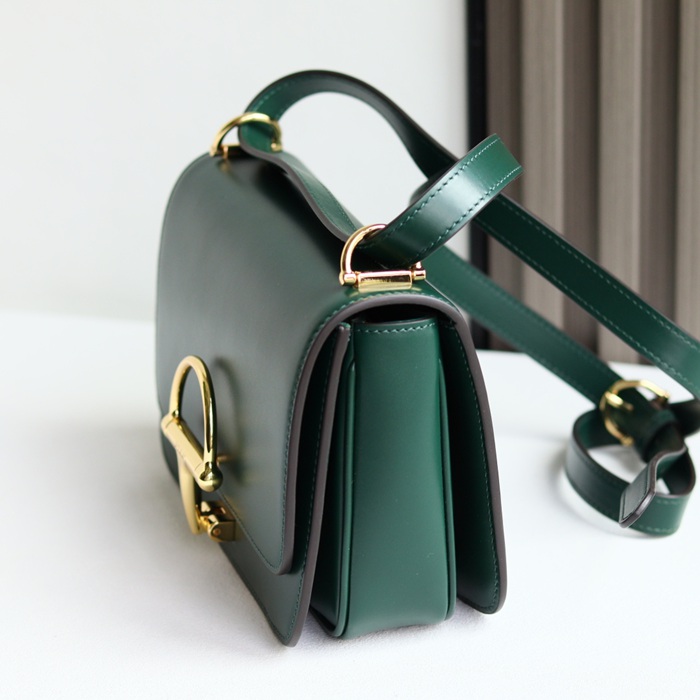 GUCCI 846705 レザー グリーン、ゴールド ショルダーバッグ 馬銜、クラシック 22cm サイズ:22.5x14x8cm