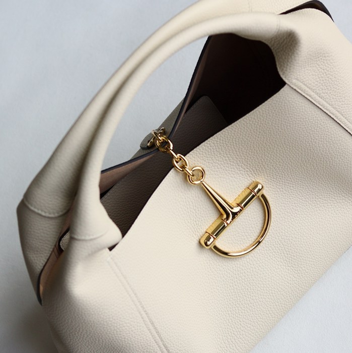 GUCCI 837466 カーフレザー、レザー ブラック、ホワイト、ブラウン ショルダーバッグ、財布 馬銜、クラシック 46x26x16cm サイズ:46x26x16cm