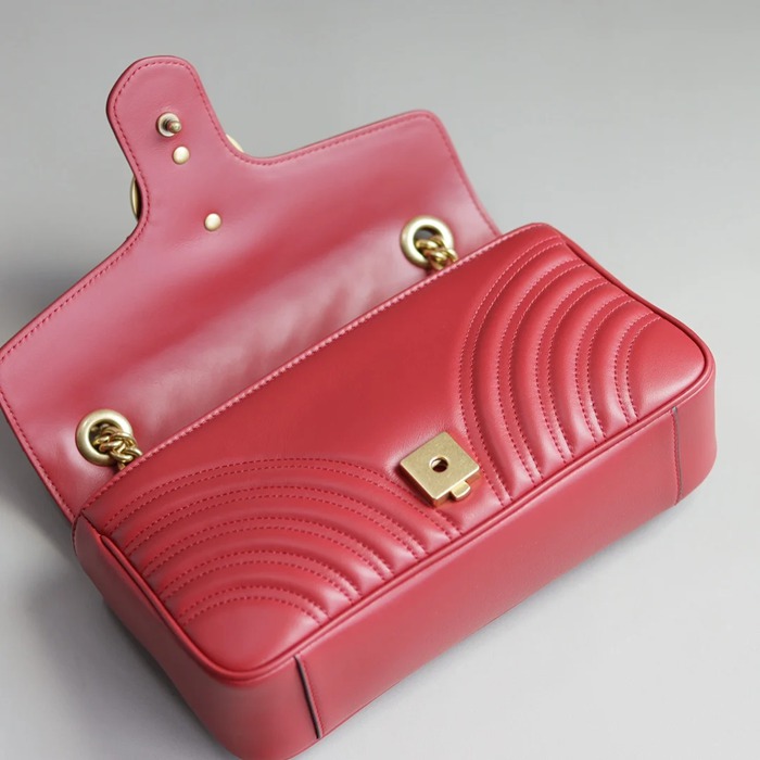 GUCCI 443497 カーフレザー レッド チェーンバッグ GG、マルモント 26x15cm サイズ:26x15cm