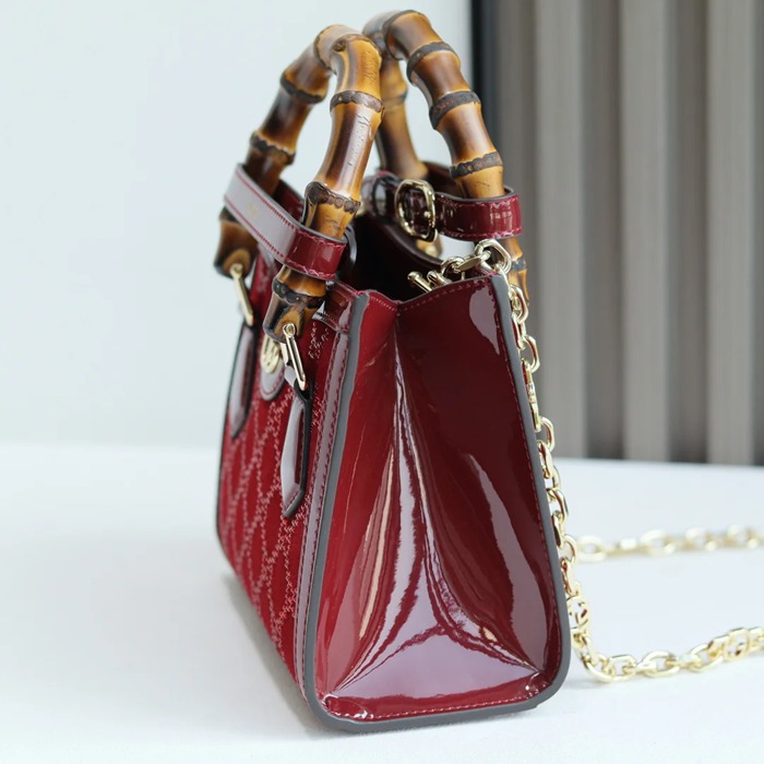 GUCCI 675800 カーフレザー、ラムレザー 斜め掛けバッグ、チェーンバッグ GG 20x16x10cm サイズ:20x16x10cm