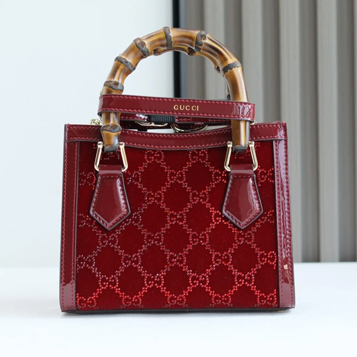 GUCCI 675800 カーフレザー、ラムレザー 斜め掛けバッグ、チェーンバッグ GG 20x16x10cm サイズ:20x16x10cm