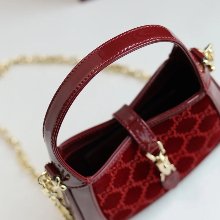 GUCCI 836684 カーフレザー、ラムレザー 斜め掛けバッグ、チェーンバッグ 19x13cm サイズ:19x13x3cm
