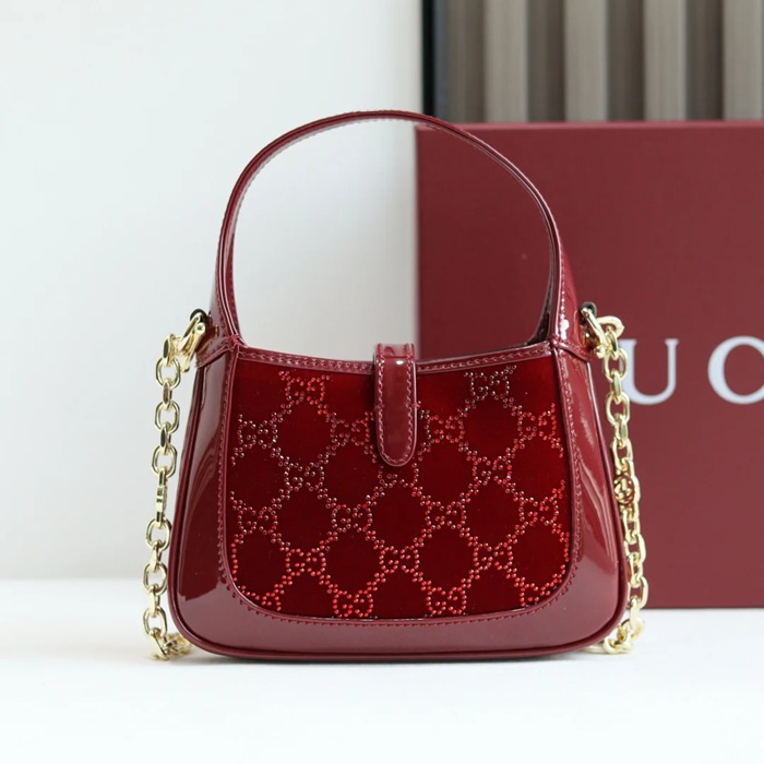 GUCCI 836684 カーフレザー、ラムレザー 斜め掛けバッグ、チェーンバッグ 19x13cm サイズ:19x13x3cm