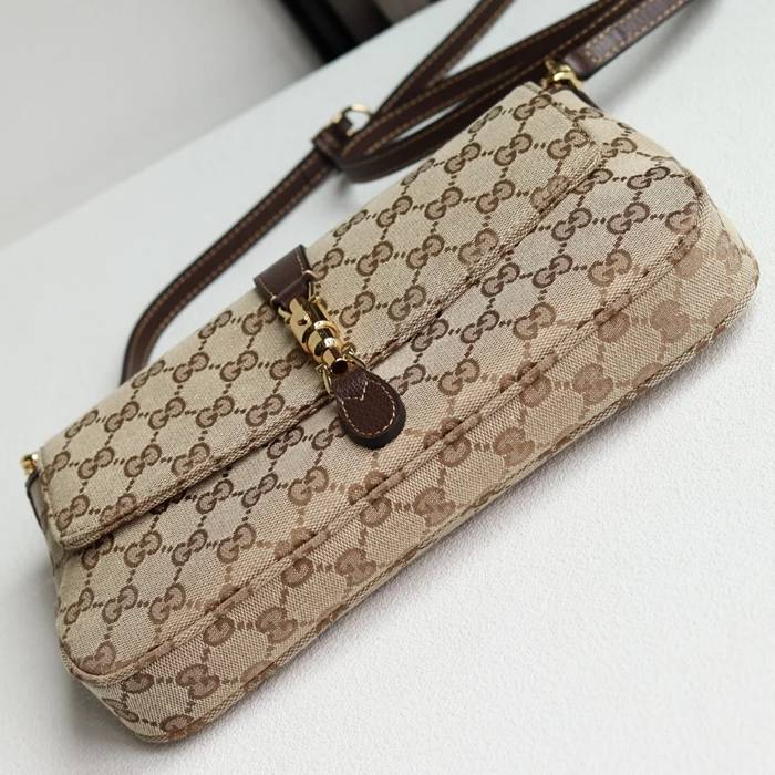 GUCCI 866720 ベージュ 斜め掛けバッグ GG 26x14cm サイズ:26x14cm