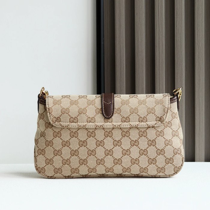 GUCCI 866720 ベージュ 斜め掛けバッグ GG 26x14cm サイズ:26x14cm