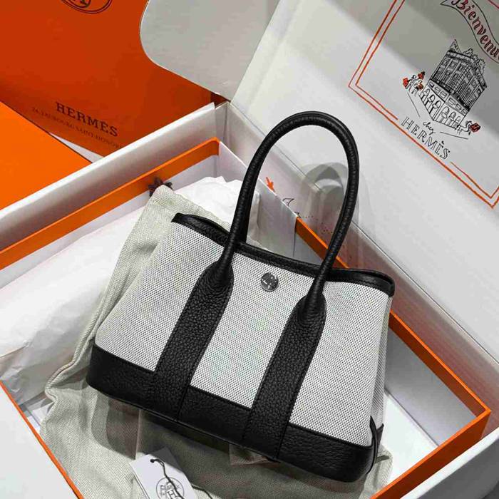 HERMES ガーデン 23cm キャンバス 配色 ハンドバッグ セミハンドメイド 高級感 23cm Garden 23cm サイズ:23cm