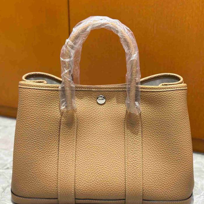 HERMES ガーデン 30cm ハンドバッグ 高級感 30cm Garden 30cm サイズ:30cm