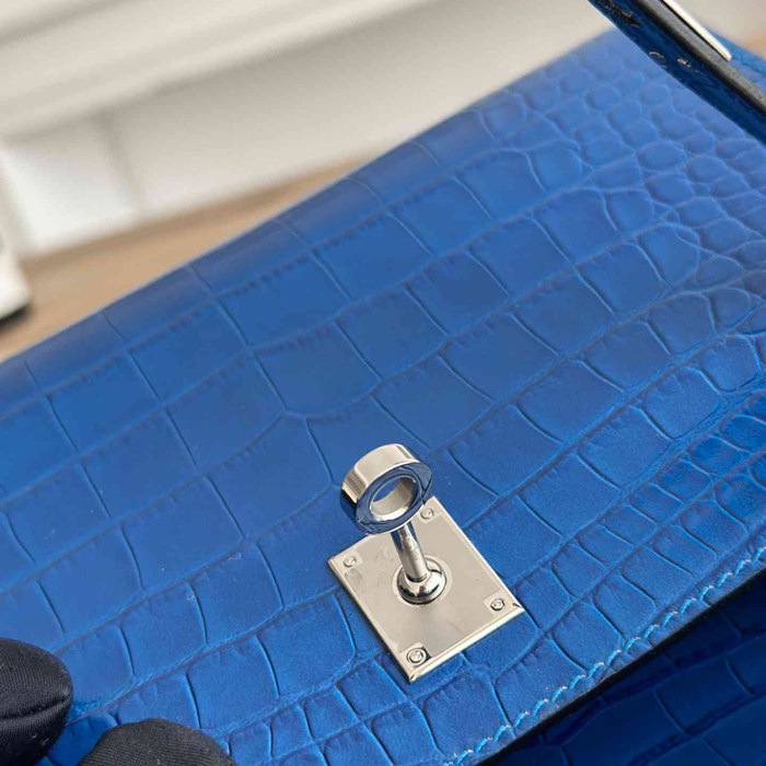 HERMES ケリー 22cm カーフレザー ワニ紋 ショルダーバッグ セミハンドメイド 金具シルバー 22cm Kelly 22cm サイズ:22cm