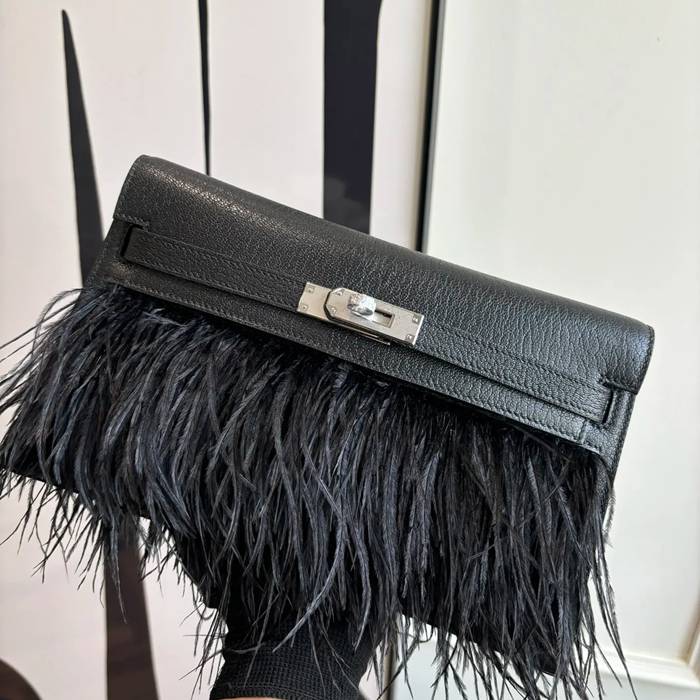 HERMES ケリー ダチョウ革 脇下バッグ Kelly サイズ: