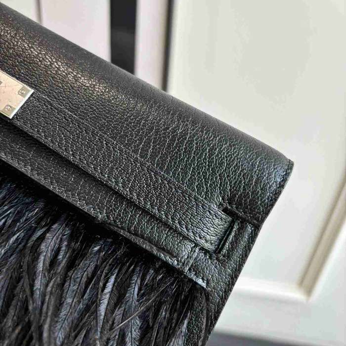 HERMES ケリー ダチョウ革 脇下バッグ Kelly サイズ: