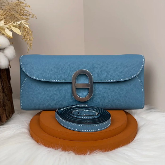 HERMES カーフスキン デニムブルー 斜め掛けバッグ セミハンドメイド 金具ゴールド/シルバー 10×2.5cm サイズ:24×10×2.5cm