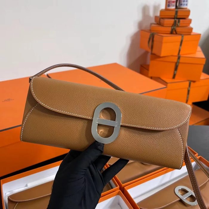 HERMES カーフスキン ゴールド 脇下バッグ セミハンドメイド 24cm サイズ:24cm