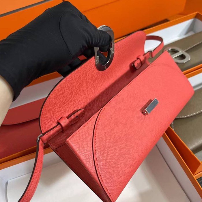 HERMES カーフスキン 脇下バッグ セミハンドメイド 24cm サイズ:24cm