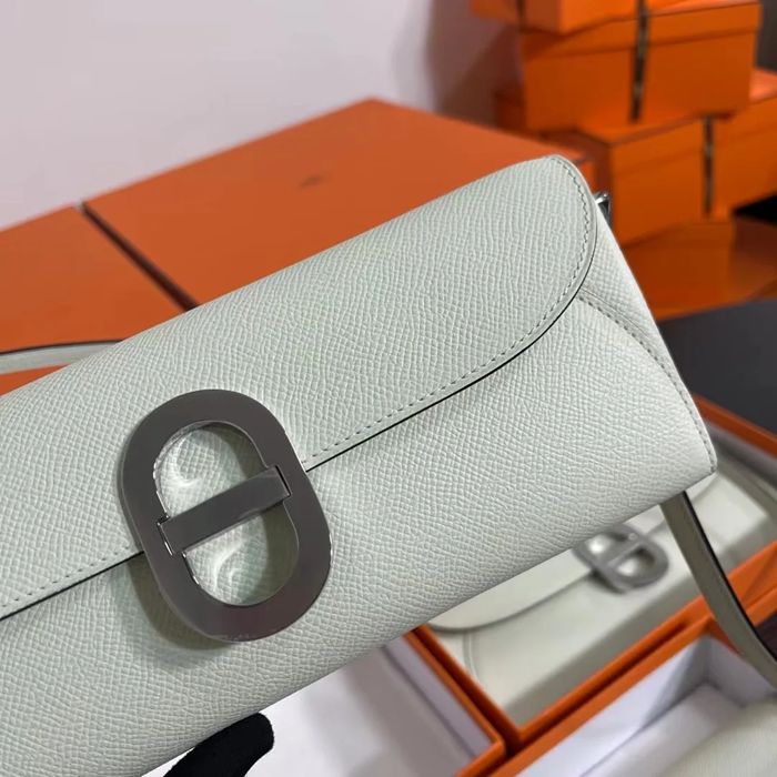 HERMES カーフスキン 脇下バッグ セミハンドメイド 24cm サイズ:24cm