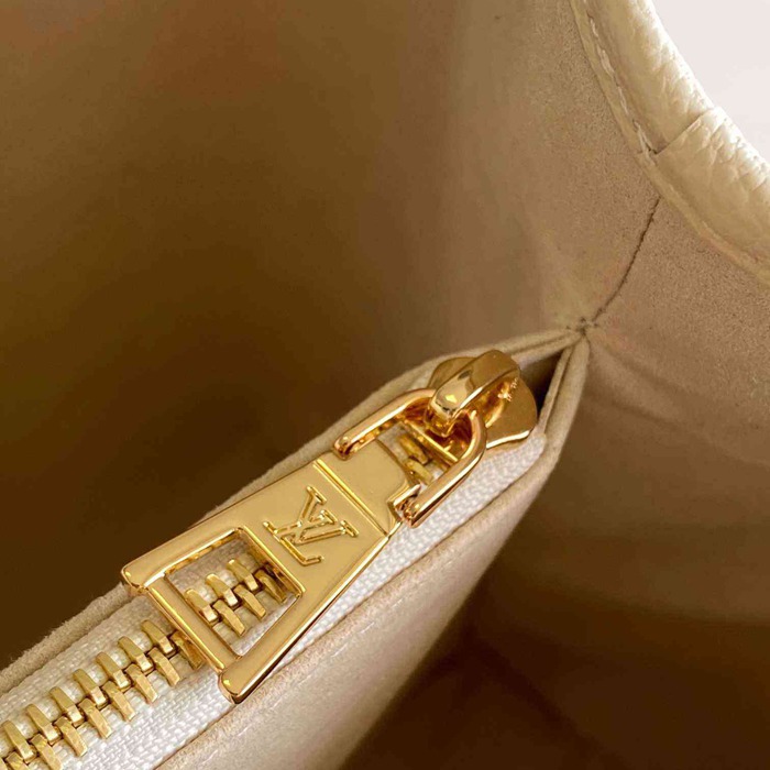 LOUIS VUITTON M47185 ブラック 37x26x14cm サイズ:37x26x14cm
