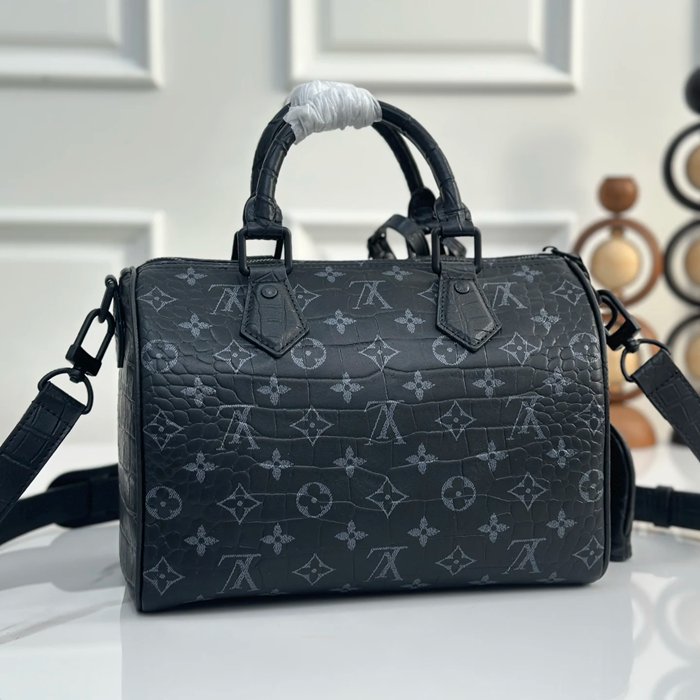 LOUIS VUITTON M13904 牛皮 モノグラム 斜め掛けバッグ 斜め掛け 32x22.5x18cm サイズ:32x22.5x18cm