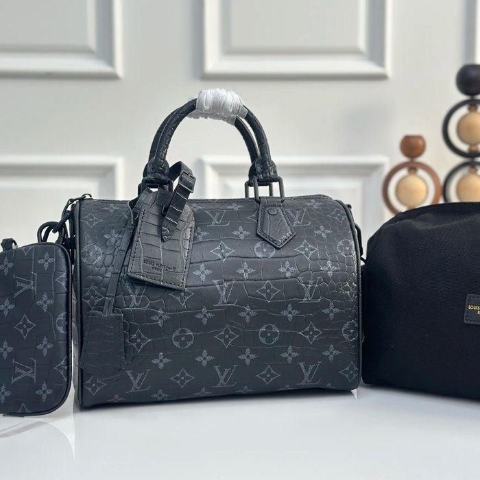 LOUIS VUITTON M13904 牛皮 モノグラム 斜め掛けバッグ 斜め掛け 32x22.5x18cm サイズ:32x22.5x18cm