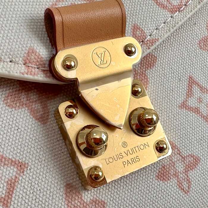 LOUIS VUITTON M28290 キャンバス モノグラム 斜め掛けバッグ 斜め掛け 25x19cm サイズ:25x19cm