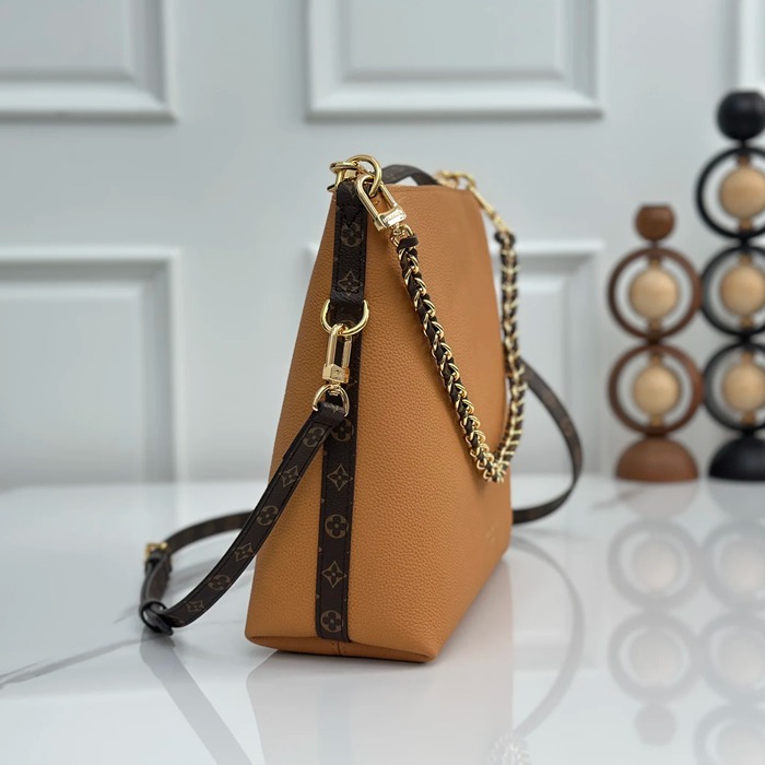 LOUIS VUITTON M28029 牛皮 モノグラム ブラック 斜め掛けバッグ 斜め掛けチェーン 30x26x10cm サイズ:30x26x10cm