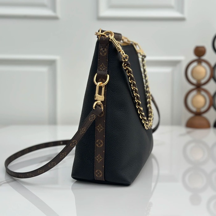 LOUIS VUITTON M29195 牛皮 モノグラム ブラック 斜め掛けバッグ 斜め掛けチェーン 30x26x10cm サイズ:30x26x10cm