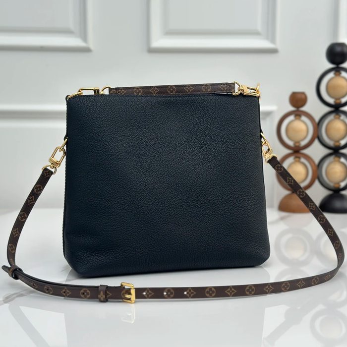 LOUIS VUITTON M29195 牛皮 モノグラム ブラック 斜め掛けバッグ 斜め掛けチェーン 30x26x10cm サイズ:30x26x10cm