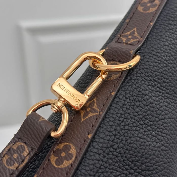 LOUIS VUITTON M29195 牛皮 モノグラム ブラック 斜め掛けバッグ 斜め掛けチェーン 30x26x10cm サイズ:30x26x10cm