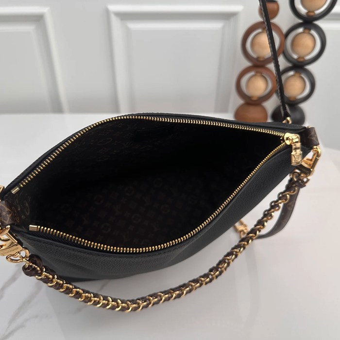 LOUIS VUITTON M29195 牛皮 モノグラム ブラック 斜め掛けバッグ 斜め掛けチェーン 30x26x10cm サイズ:30x26x10cm