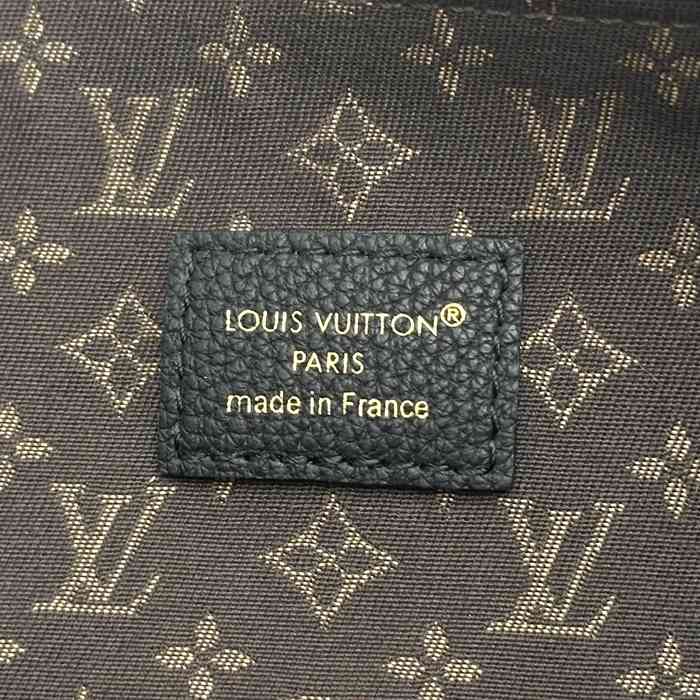 LOUIS VUITTON M29195 牛皮 モノグラム ブラック 斜め掛けバッグ 斜め掛けチェーン 30x26x10cm サイズ:30x26x10cm