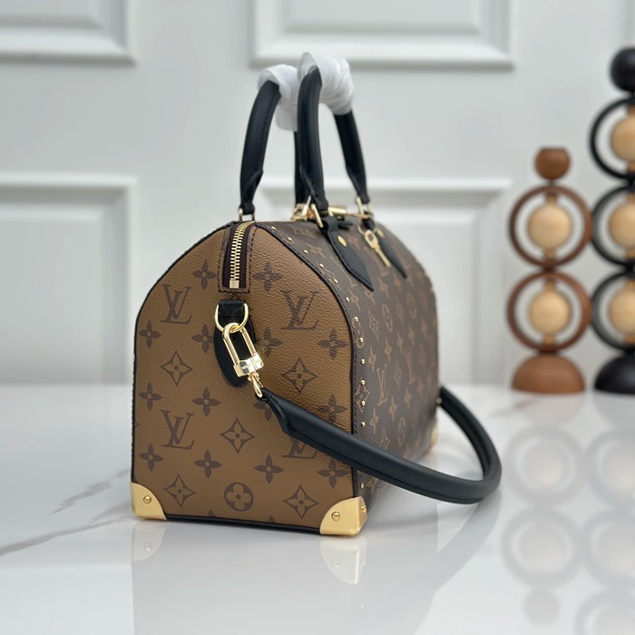 LOUIS VUITTON M26181 牛皮 モノグラム キャンバス 斜め掛けバッグ 斜め掛けショルダー手提げ 25x20x15cm サイズ:25x20x15cm
