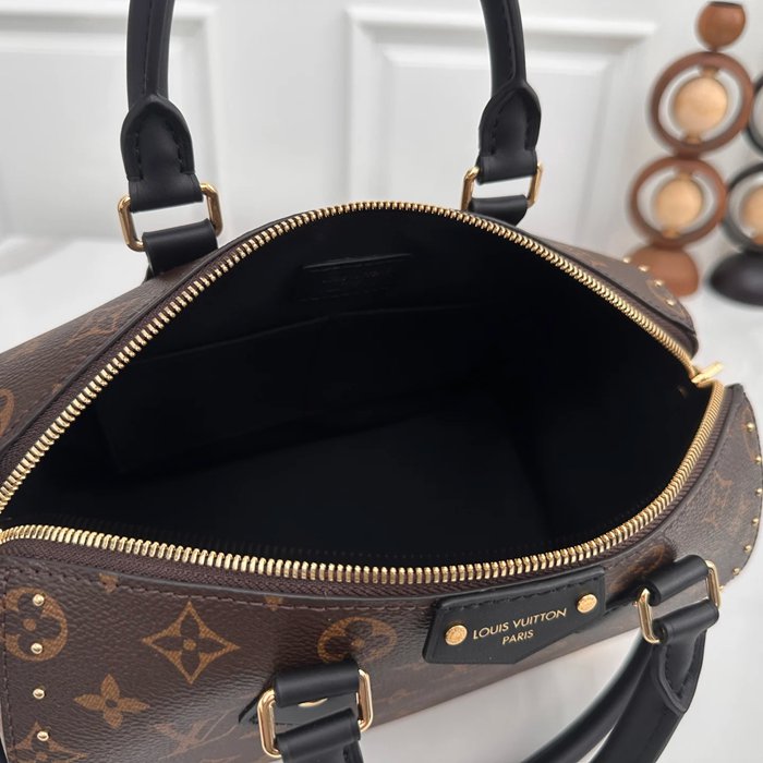 LOUIS VUITTON M26181 牛皮 モノグラム キャンバス 斜め掛けバッグ 斜め掛けショルダー手提げ 25x20x15cm サイズ:25x20x15cm