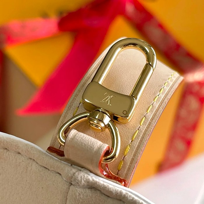 LOUIS VUITTON M13089 斜め掛けバッグ 斜め掛け 18.5x16x12cm サイズ:18.5x16x12cm
