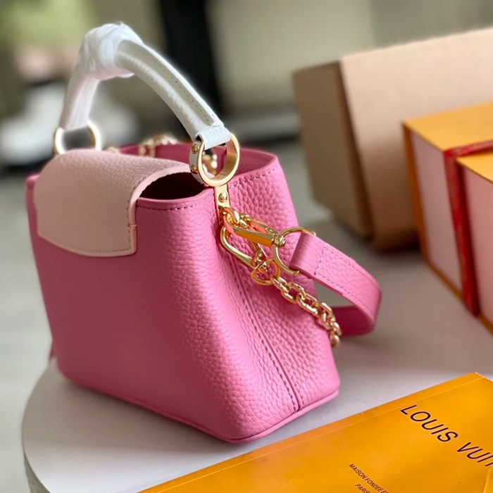 LOUIS VUITTON M20708 本革 モノグラム ピンク 斜め掛けバッグ 斜め掛けチェーンフラップ 21x14cm サイズ:21x14cm