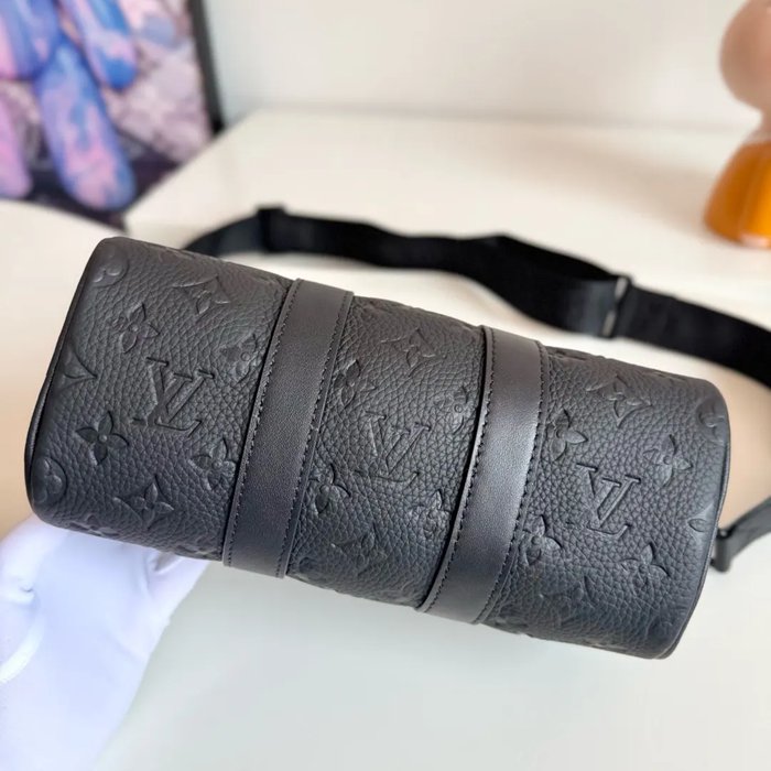 LOUIS VUITTON M20900 牛皮 モノグラム 斜め掛けバッグ レディース斜め掛け 25x15x11cm サイズ:25x15x11cm