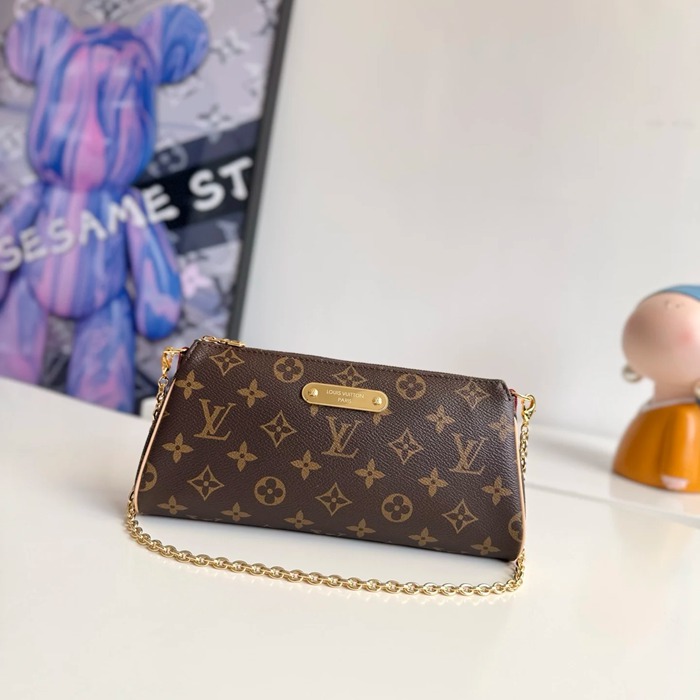 LOUIS VUITTON M13567 キャンバス モノグラム 斜め掛けバッグ レディース斜め掛けチェーン 27x11cm サイズ:27x11cm LOUIS VUITTON M13567 キャンバス モノグラム 斜め掛けバッグ レディース斜め掛けチェーン 27x11cm サイズ:27x11cm