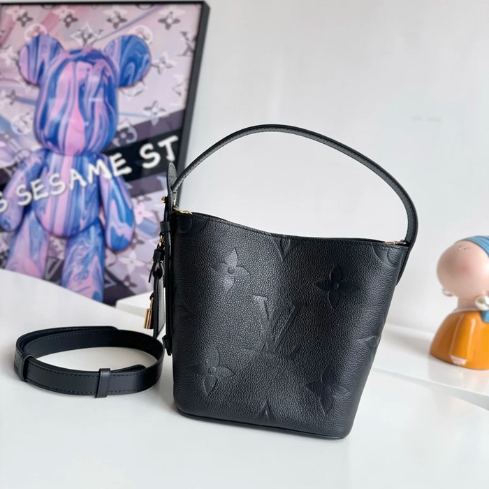 LOUIS VUITTON M13480 モノグラム 斜め掛けバッグ レディース斜め掛け 18x16x12cm サイズ:18x16x12cm